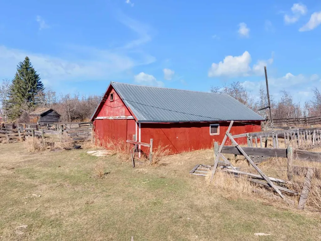 38311 Range Road 244 Rural Lacombe County AB T0C 0Y0