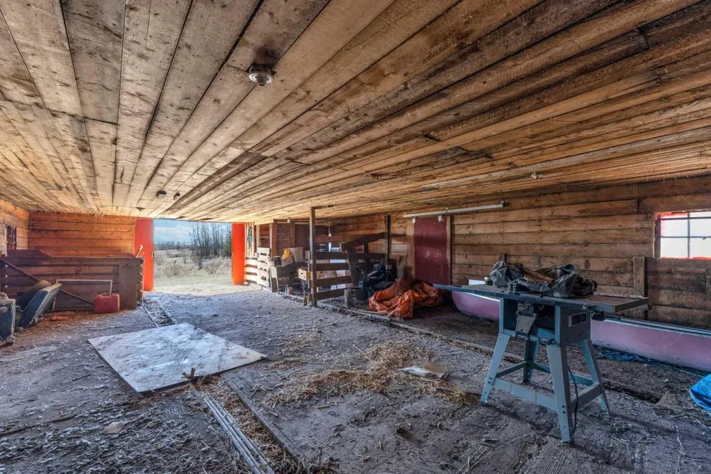 38311 Range Road 244 Rural Lacombe County AB T0C 0Y0