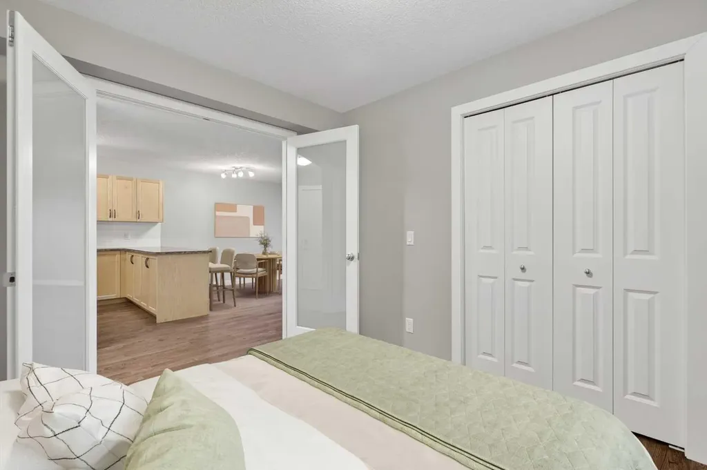 125 23 Avenue SW Calgary AB T2S 0H9
