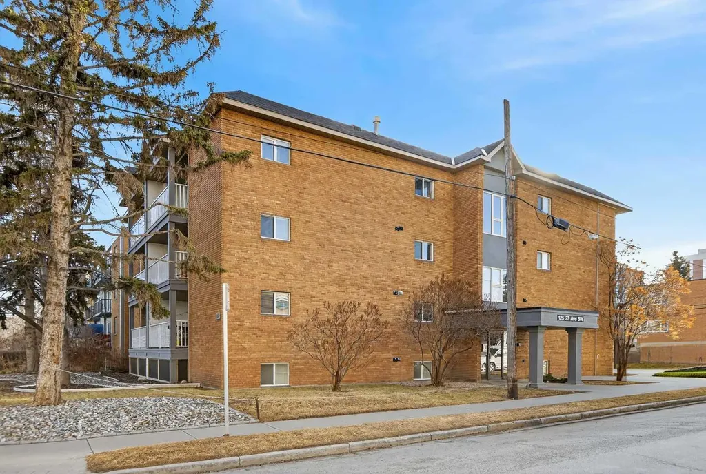 125 23 Avenue SW Calgary AB T2S 0H9