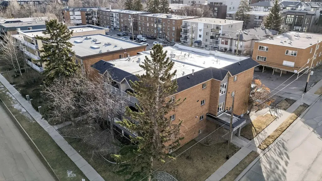 125 23 Avenue SW Calgary AB T2S 0H9