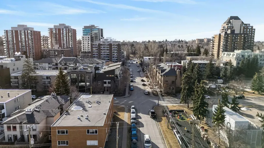 125 23 Avenue SW Calgary AB T2S 0H9