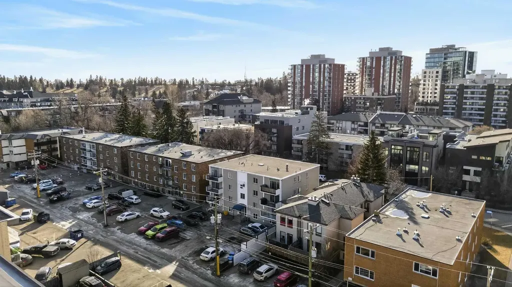 125 23 Avenue SW Calgary AB T2S 0H9
