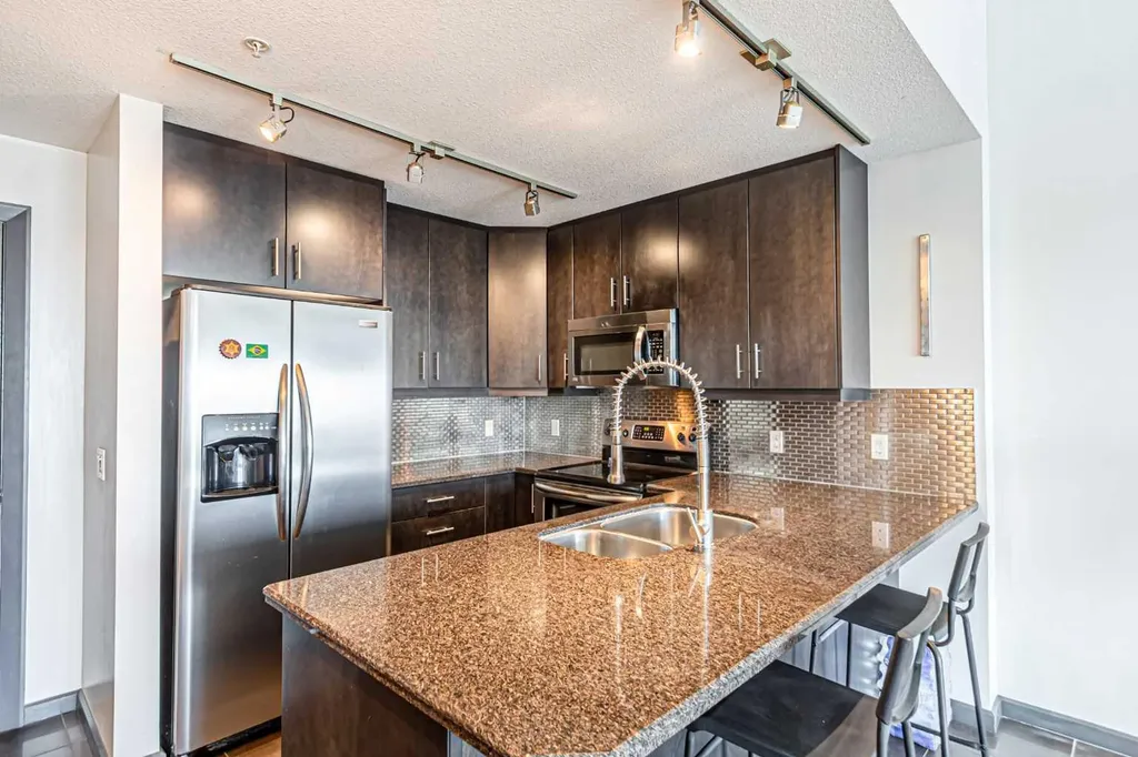210 15 Avenue SE Calgary AB T2G 0B5