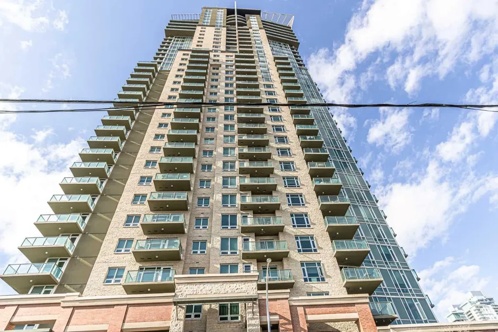 210 15 Avenue SE Calgary AB T2G 0B5