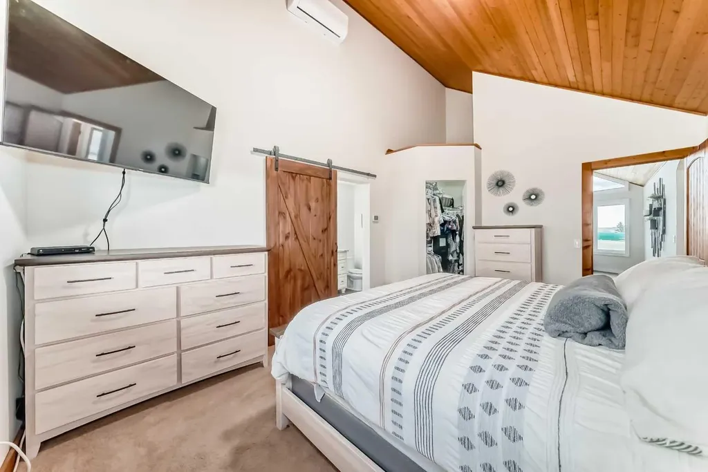 349030 Tamarack Drive E Rural Foothills County AB T1S 5B8