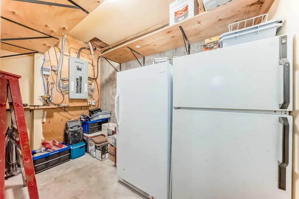 349030 Tamarack Drive E Rural Foothills County AB T1S 5B8