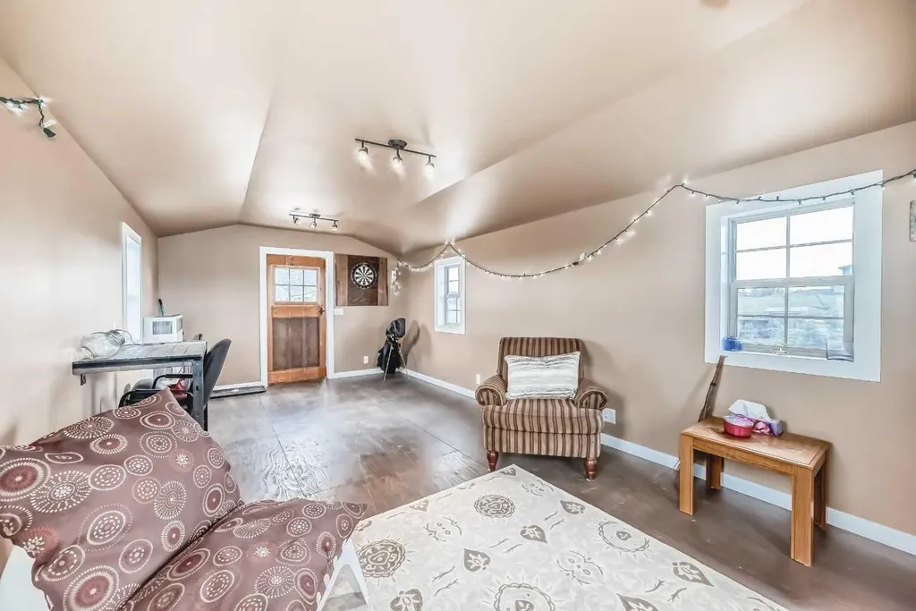 349030 Tamarack Drive E Rural Foothills County AB T1S 5B8