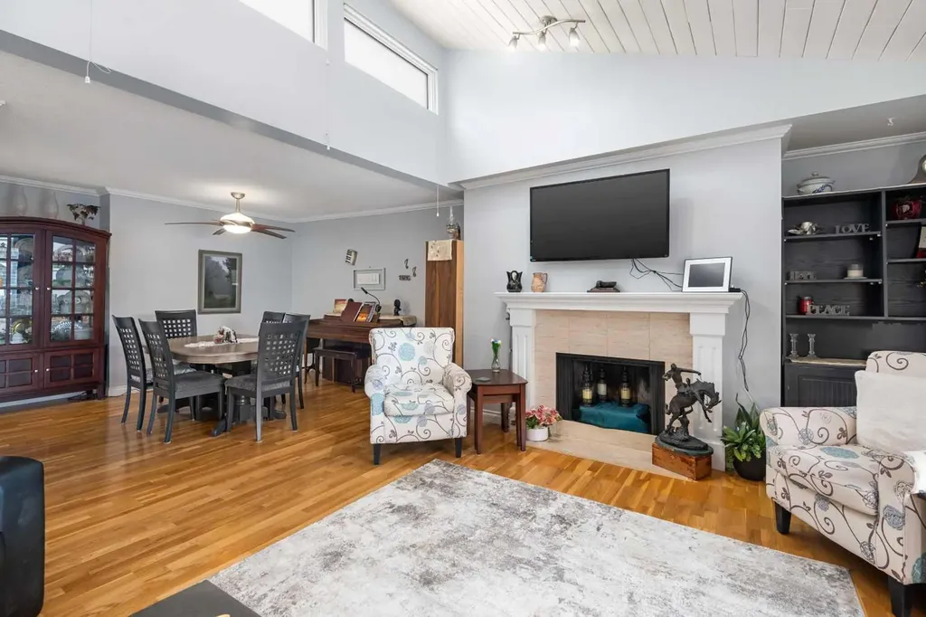 3730 50 Street NW Calgary AB T3A 2V9