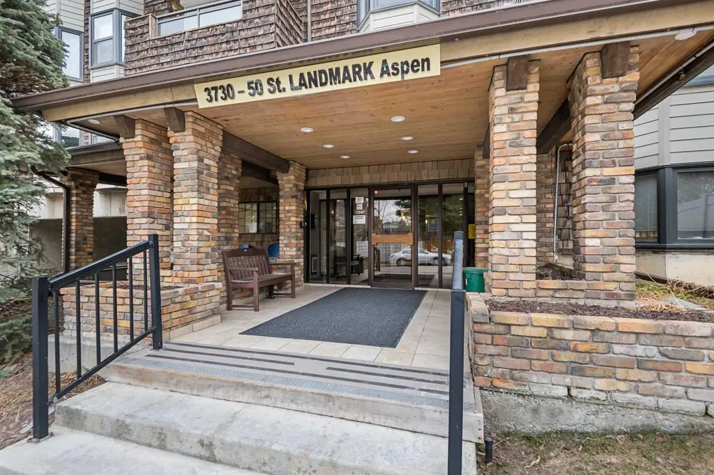 3730 50 Street NW Calgary AB T3A 2V9