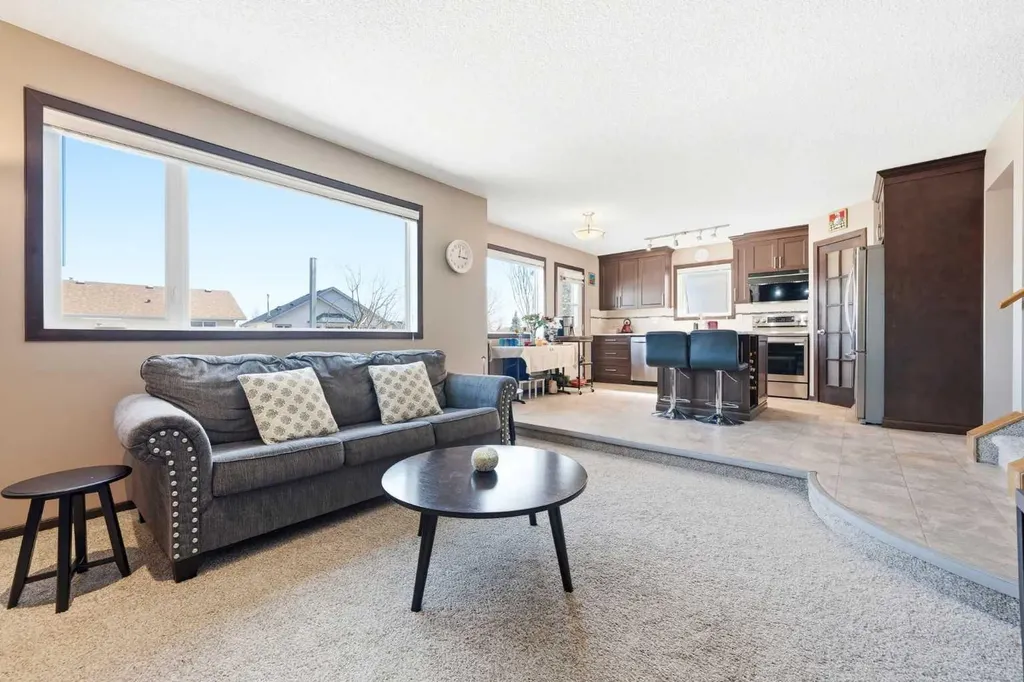 129 Arbour Ridge Circle NW Calgary AB T3G 3Y9