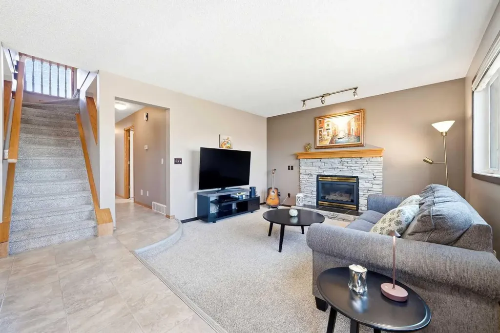 129 Arbour Ridge Circle NW Calgary AB T3G 3Y9