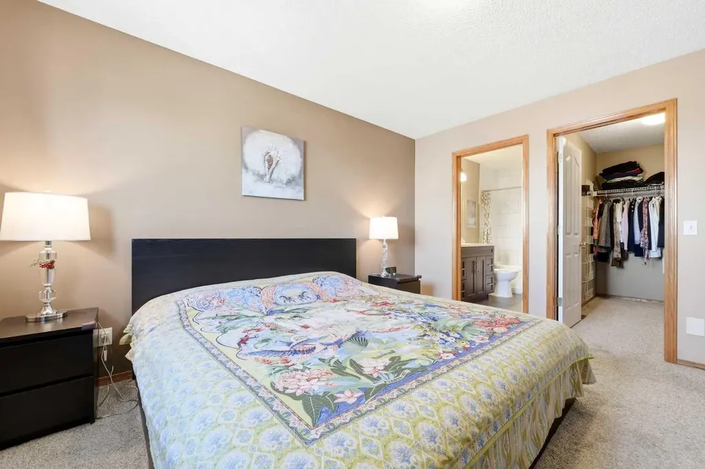 129 Arbour Ridge Circle NW Calgary AB T3G 3Y9
