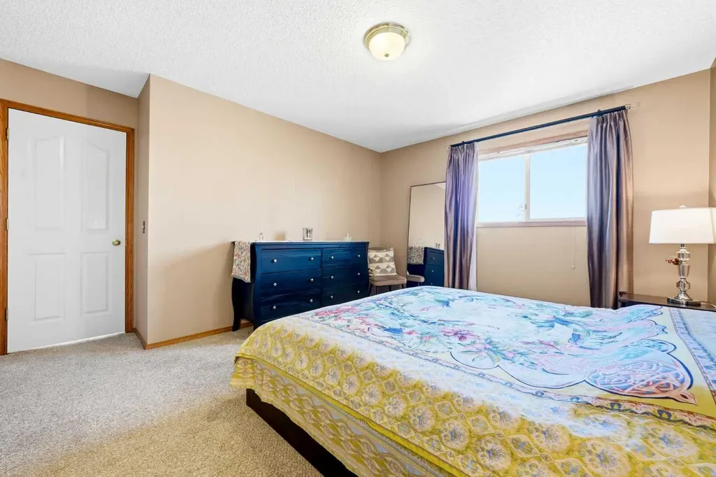 129 Arbour Ridge Circle NW Calgary AB T3G 3Y9