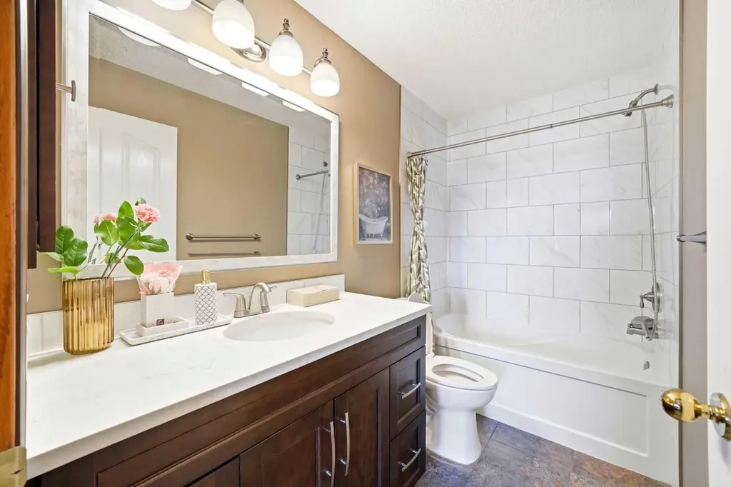 129 Arbour Ridge Circle NW Calgary AB T3G 3Y9