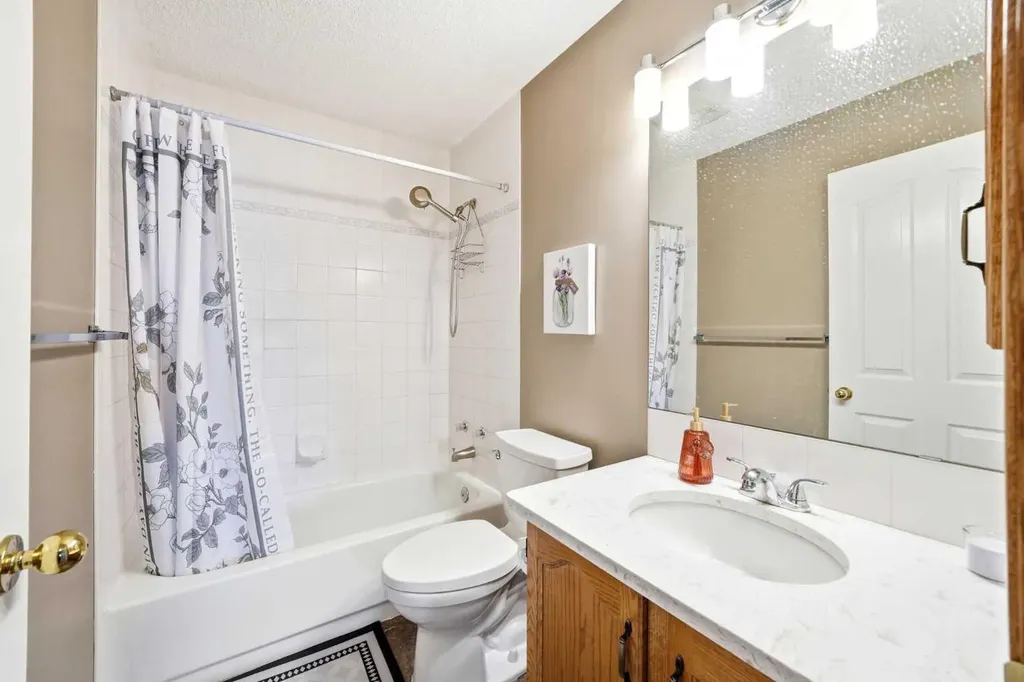 129 Arbour Ridge Circle NW Calgary AB T3G 3Y9