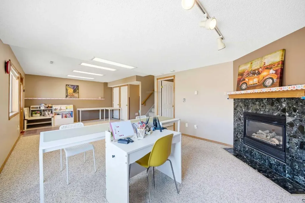 129 Arbour Ridge Circle NW Calgary AB T3G 3Y9