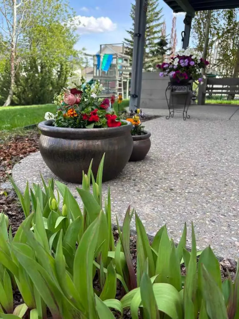 129 Arbour Ridge Circle NW Calgary AB T3G 3Y9