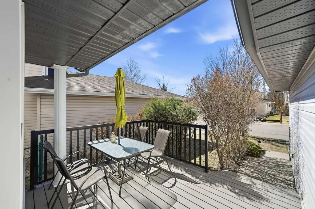 129 Arbour Ridge Circle NW Calgary AB T3G 3Y9