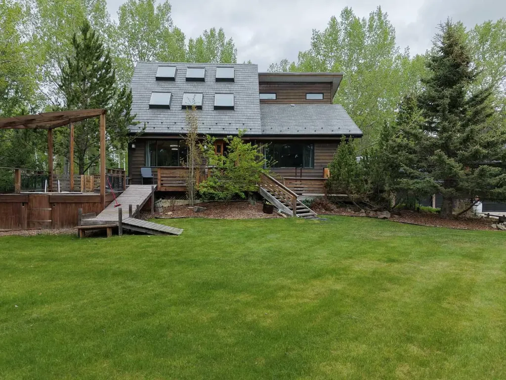 20 Mountain View Park Rural Rocky View County AB T0L 0K0
