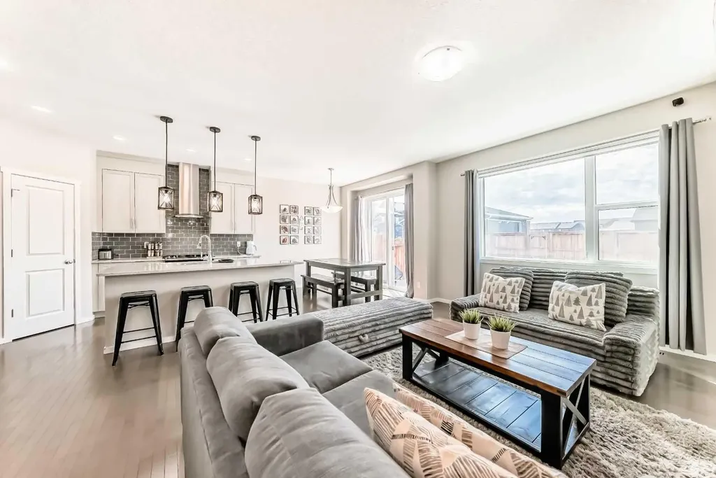 101 Belmont Terrace SW Calgary AB T2X 4H3