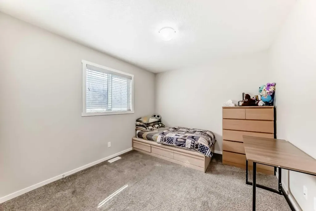 101 Belmont Terrace SW Calgary AB T2X 4H3