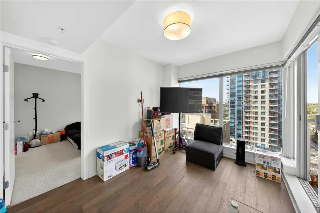 930 6 Avenue SW Calgary AB T2P 1J3