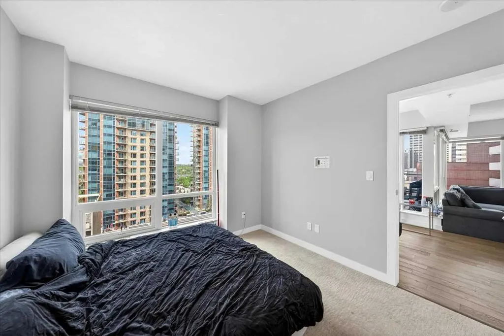 930 6 Avenue SW Calgary AB T2P 1J3