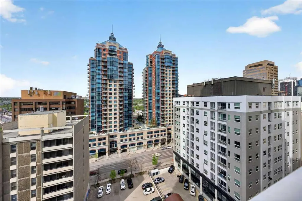 930 6 Avenue SW Calgary AB T2P 1J3