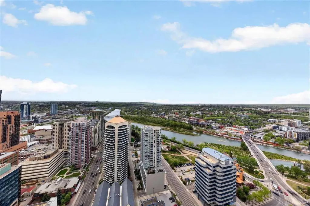 930 6 Avenue SW Calgary AB T2P 1J3