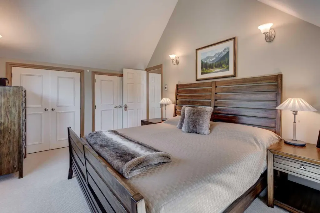242074 1280 Drive W Rural Foothills County AB T0L1K0
