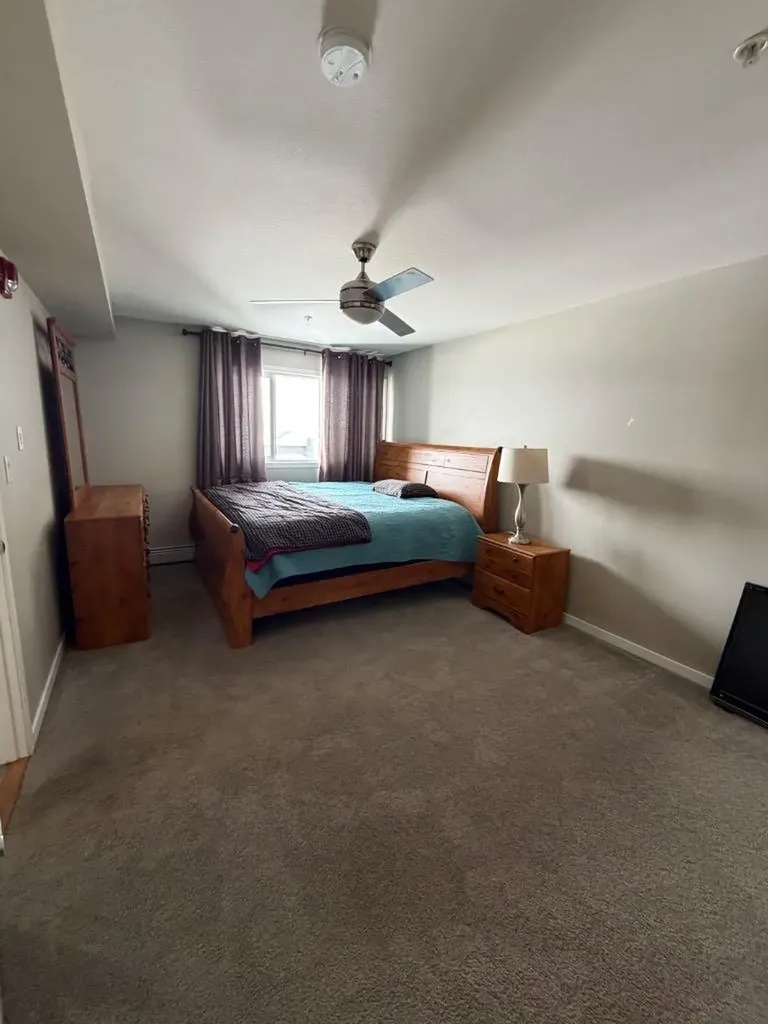 201 Abasand Drive Fort Mcmurray AB T9J1J1