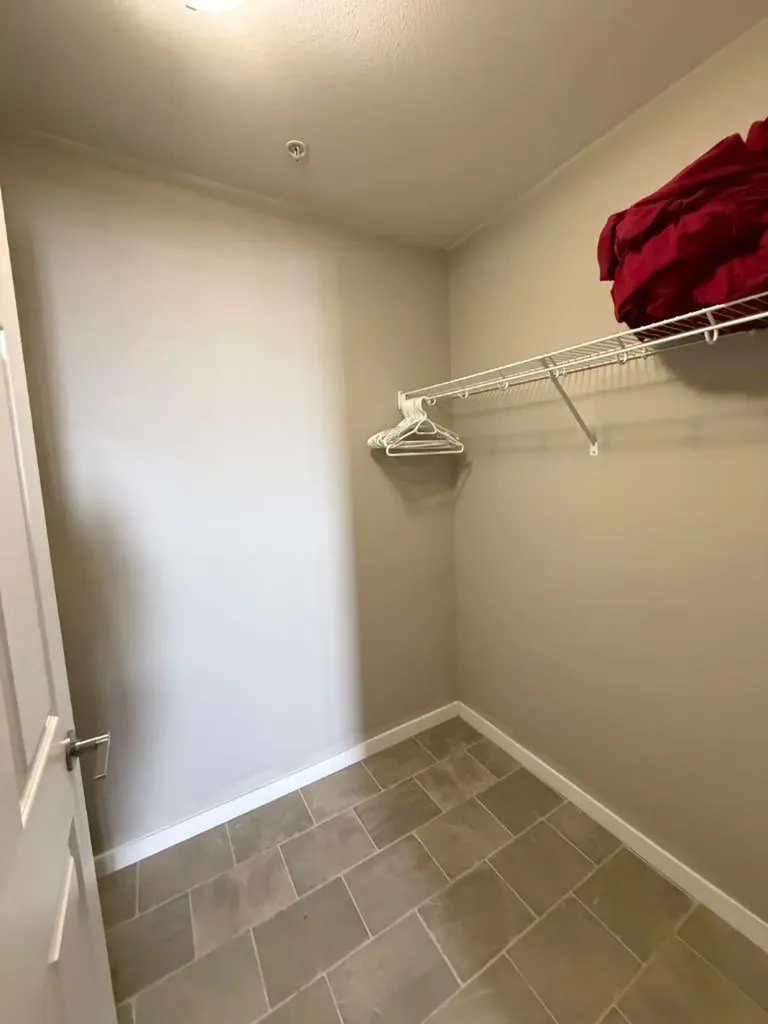 201 Abasand Drive Fort Mcmurray AB T9J1J1