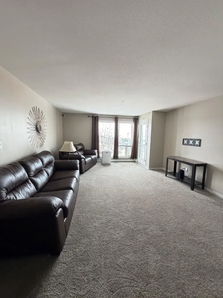 201 Abasand Drive Fort Mcmurray AB T9J1J1
