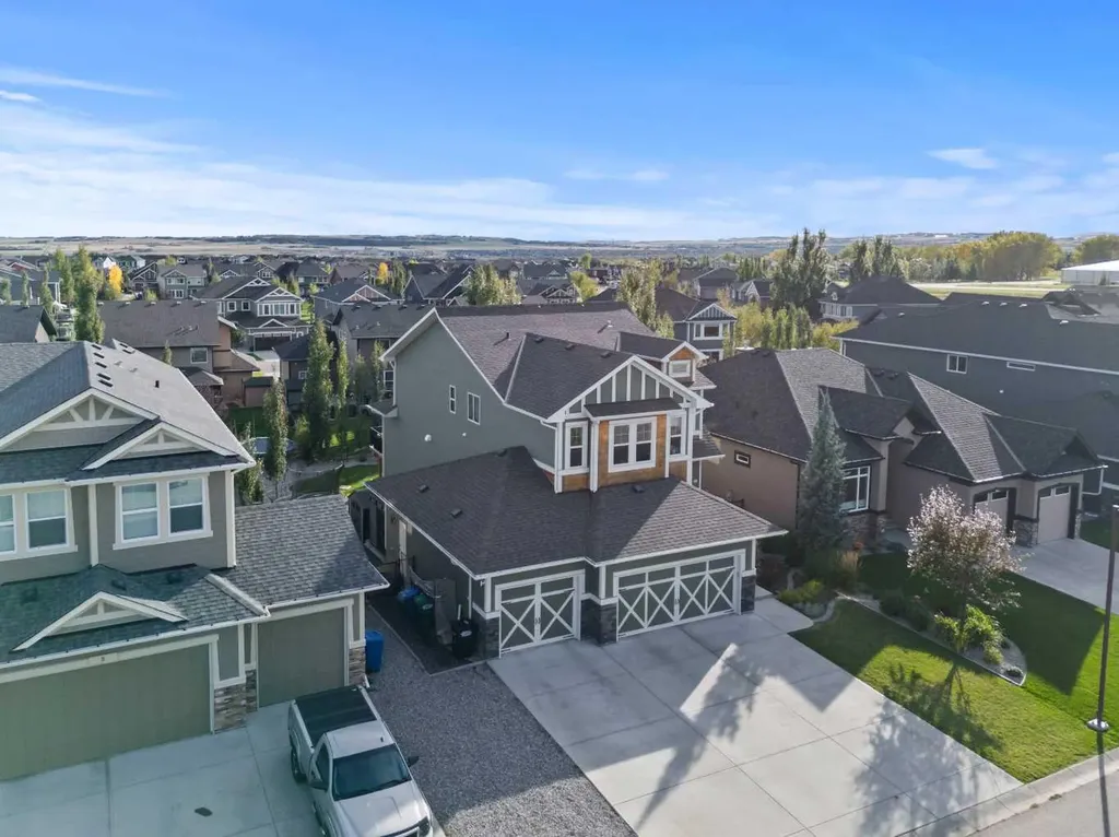 6 Ranchers Manor Okotoks AB T1S 0G5