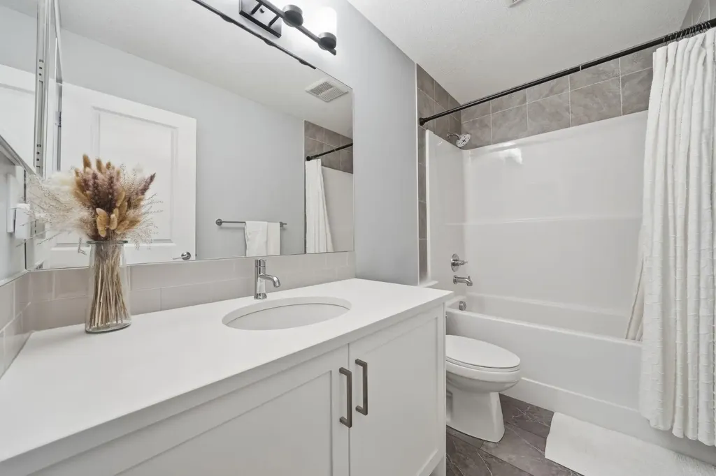 902 Bluerock Way SW Calgary AB T2Y 0S5