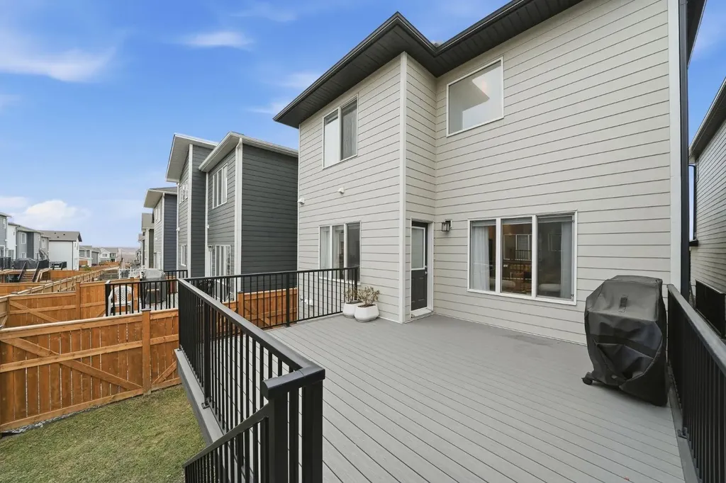 902 Bluerock Way SW Calgary AB T2Y 0S5