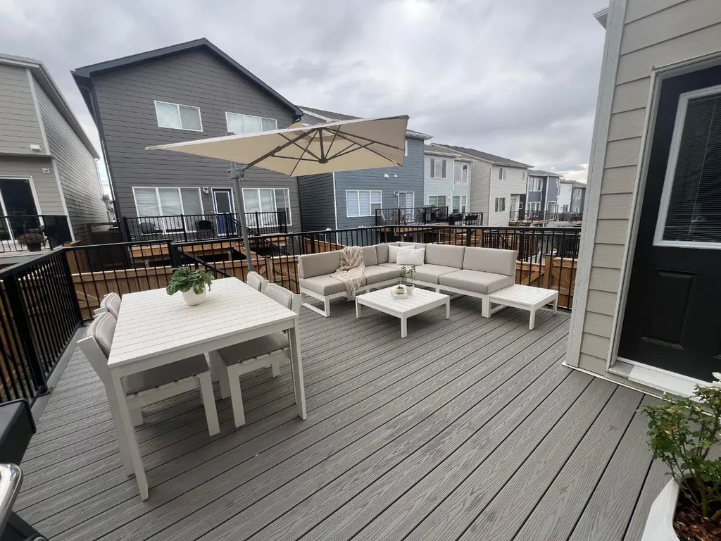 902 Bluerock Way SW Calgary AB T2Y 0S5