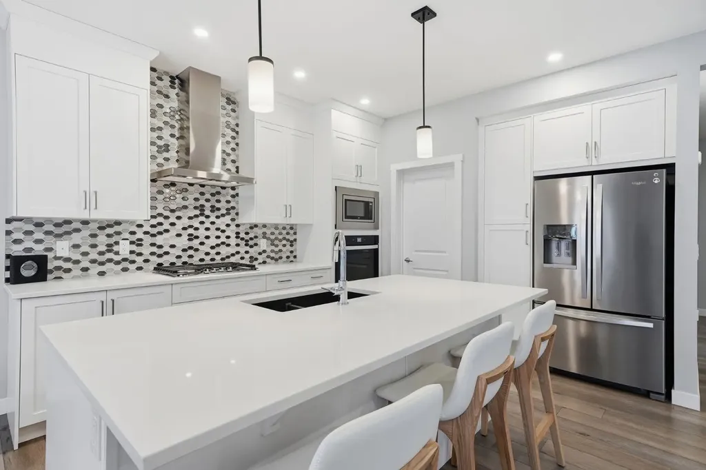902 Bluerock Way SW Calgary AB T2Y 0S5