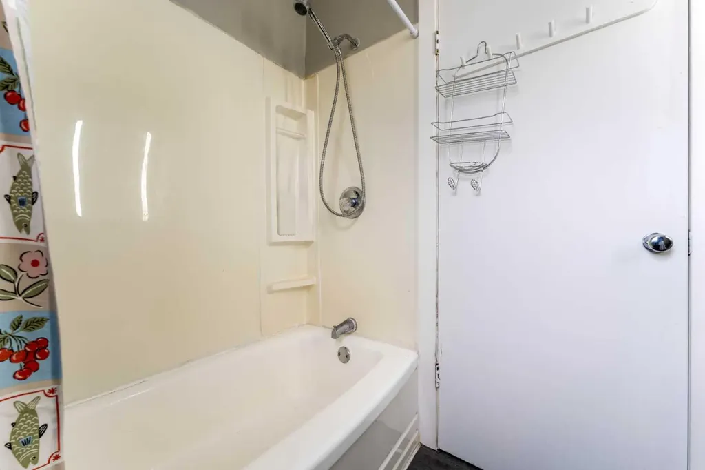 307 1 Avenue S Coutts AB T0K 0N0