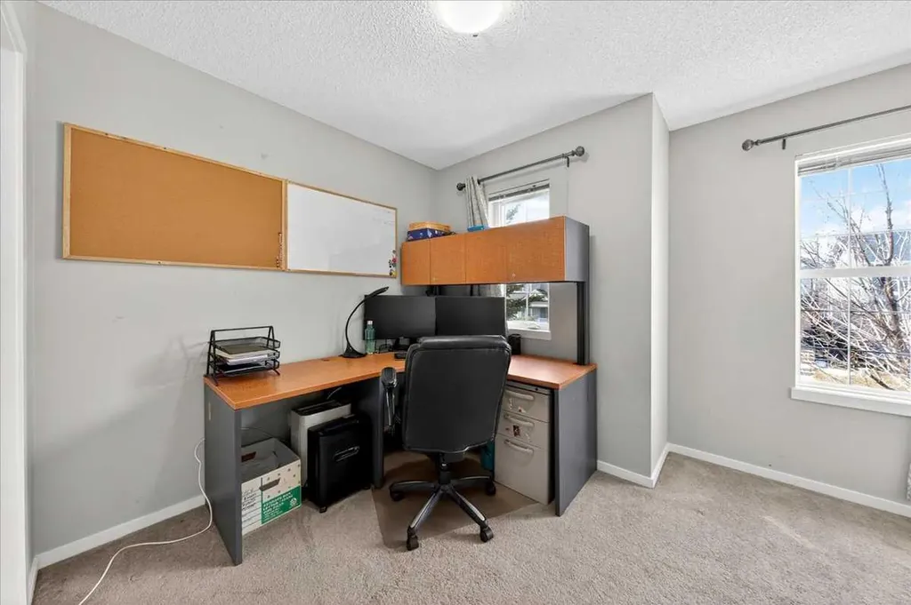 244 Silverado Range View SW Calgary AB T2X 0C8