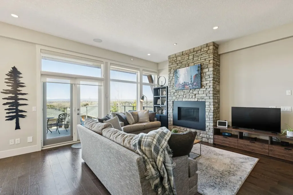 39 Watermark Villas Rural Rocky View County AB T3L 0E2