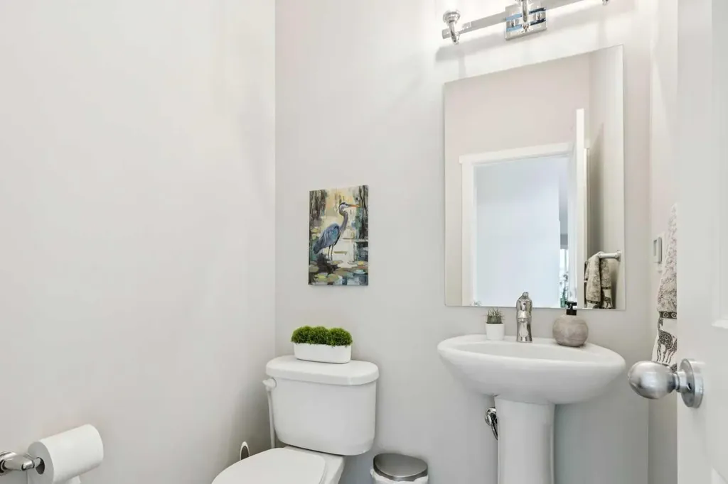 46 Kinlea Common NW Calgary AB T3R 0S2