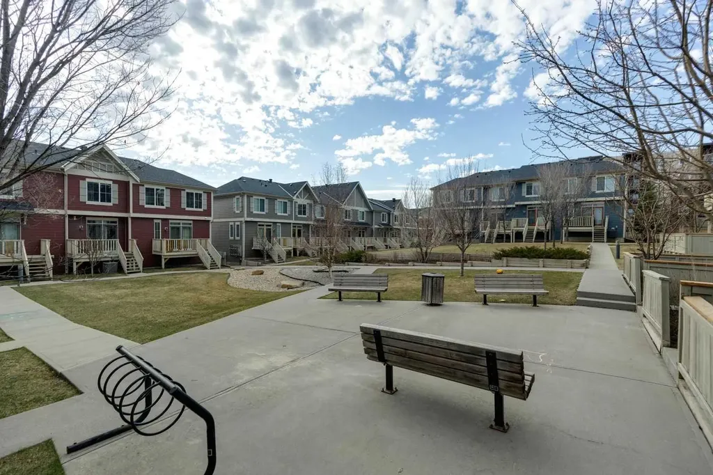 46 Kinlea Common NW Calgary AB T3R 0S2