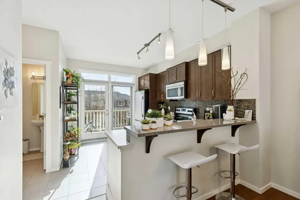 46 Kinlea Common NW Calgary AB T3R 0S2