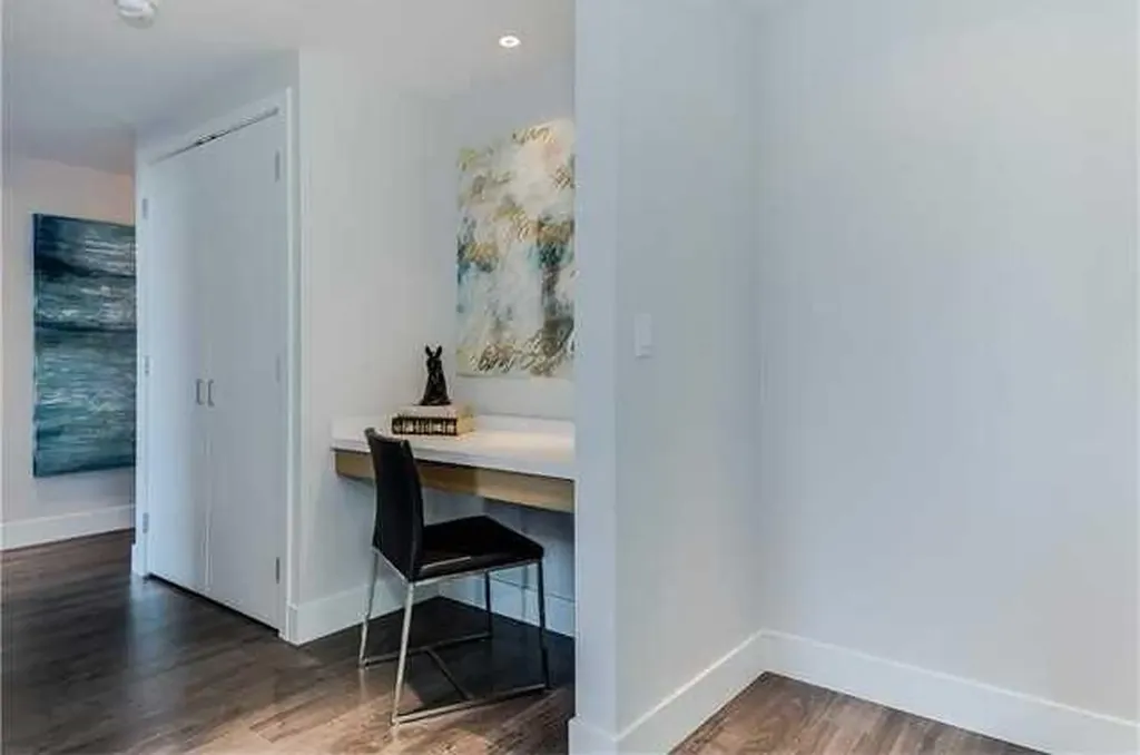 560 6 Avenue SE Calgary AB T2G 1K7