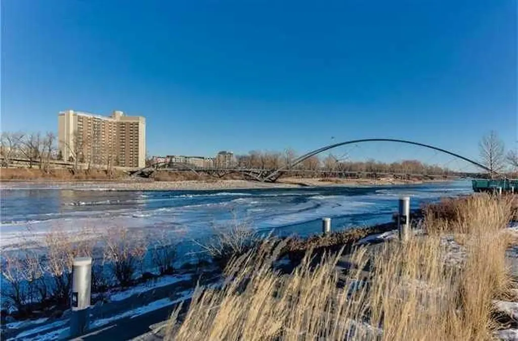 560 6 Avenue SE Calgary AB T2G 1K7
