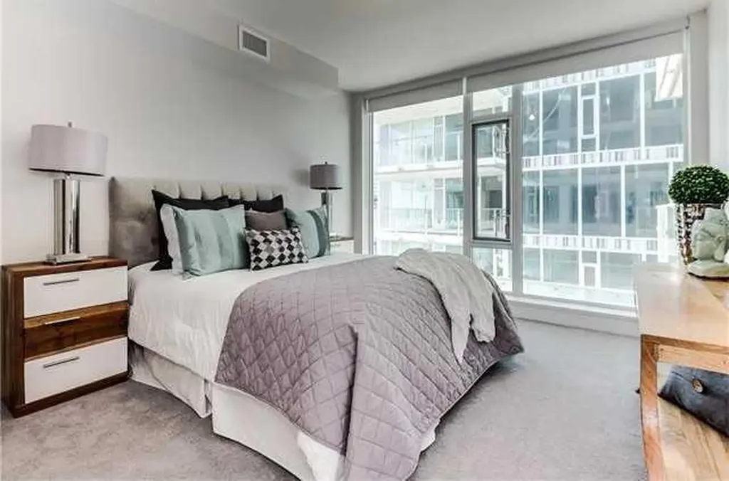 560 6 Avenue SE Calgary AB T2G 1K7