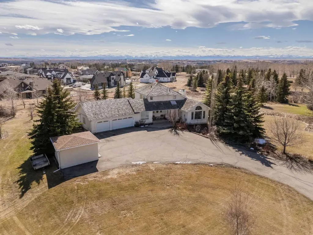 15 Blueridge Close Rural Rocky View County AB T3L 2P4
