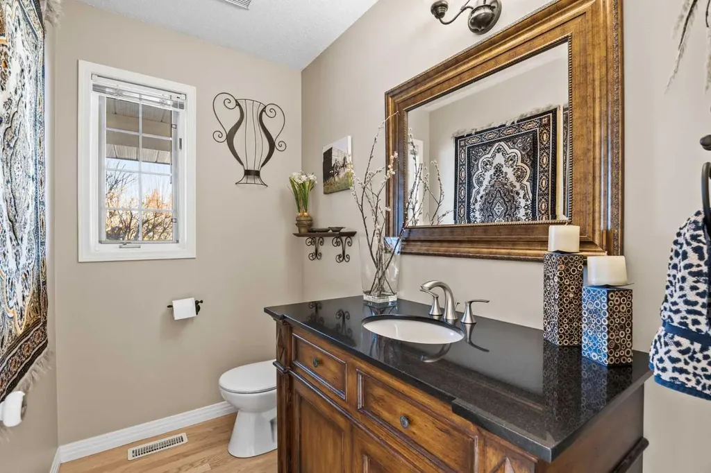 15 Blueridge Close Rural Rocky View County AB T3L 2P4